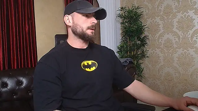 Snapshot of AdamJamesonn chatting on March 2025 05:39:01 AM AdamJamesonn online show from March 2025 05:39:01 AM