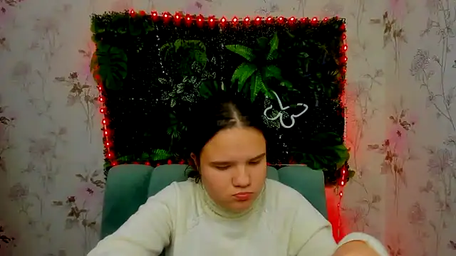 AdeleCruz online show from January 2025 04:25:01 PM