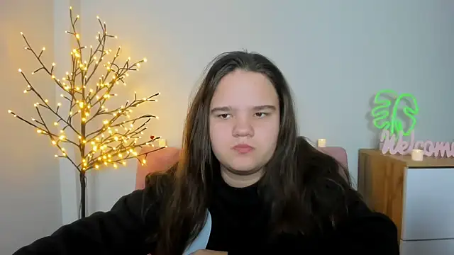 AdeleCruz online show from February 2025 01:08:02 PM