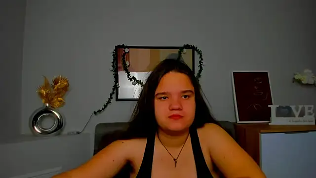 AdeleCruz online show from February 2025 01:02:01 PM