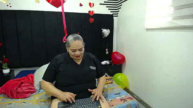 VickyBoobss online show from February 2026 07:25:02 PM