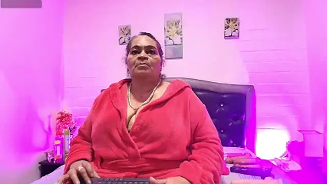 VickyBoobss online show from June 2026 05:33:02 PM