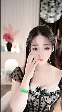 Snapshot of WenBao-Bao chatting on November 2025 06:57:01 AM WenBao-Bao online show from November 2025 06:57:01 AM