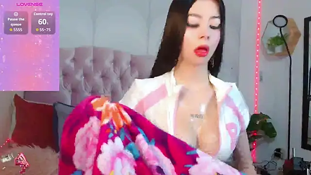 madison oli online show from October 2025 11:53:01 AM