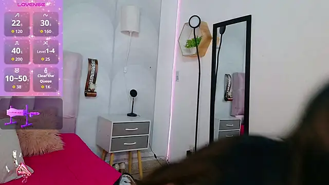 madison oli online show from November 2025 03:59:01 PM