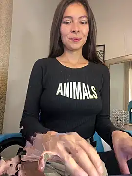 Aleska Miami online show from February 2026 02:43:02 PM