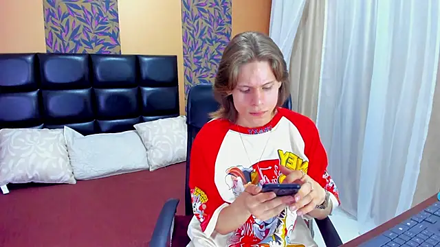 blondie lover69 online show from February 2025 07:33:01 PM