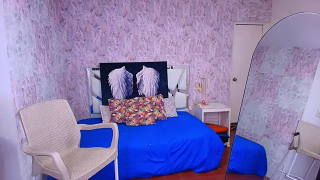 blondie lover69 online show from September 2025 08:41:02 PM