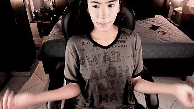 vaiolethsan   online show from December 2025 08:37:02 PM