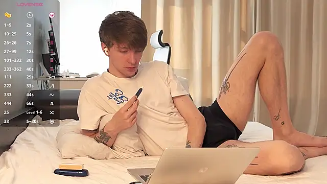 Calvin Polanski online show from May 2026 04:50:02 AM
