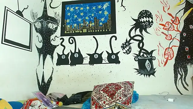 Snapshot of boysLittle chatting on October 2025 01:12:02 PM boysLittle online show from October 2025 01:12:02 PM