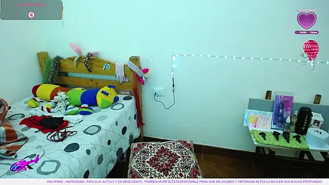 Snapshot of boysLittle chatting on November 2025 06:55:01 AM boysLittle online show from November 2025 06:55:01 AM