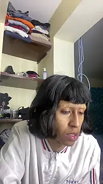 Snapshot of boysLittle chatting on November 2025 11:54:02 PM boysLittle online show from November 2025 11:54:02 PM