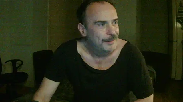 Snapshot of GaySexxPL chatting on June 2026 05:20:02 AM GaySexxPL online show from June 2026 05:20:02 AM