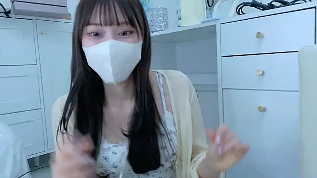Snapshot of riken_jp chatting on May 2026 01:10:02 AM riken jp online show from May 2026 01:10:02 AM