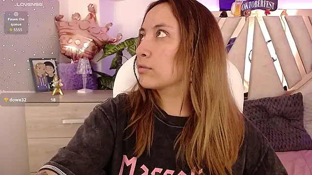 NyxAndria 1 online show from September 2025 01:06:02 AM