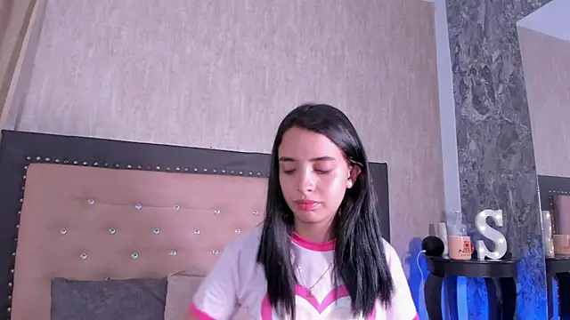 Snapshot of StefanyRousse chatting on June 2026 11:36:02 AM StefanyRousse online show from June 2026 11:36:02 AM