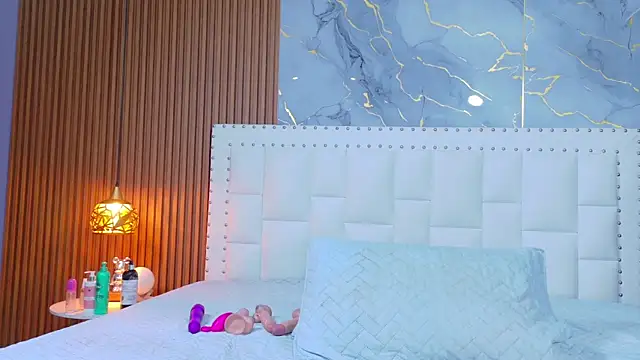 Snapshot of hotiergirl chatting on February 2026 11:55:01 AM hotiergirl online show from February 2026 11:55:01 AM