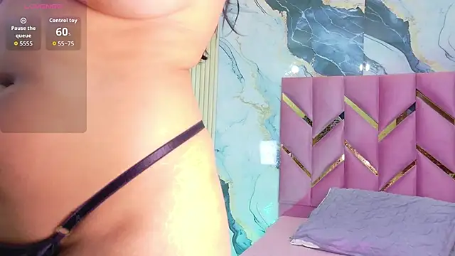 Snapshot of hotiergirl chatting on March 2026 12:33:02 PM hotiergirl online show from March 2026 12:33:02 PM