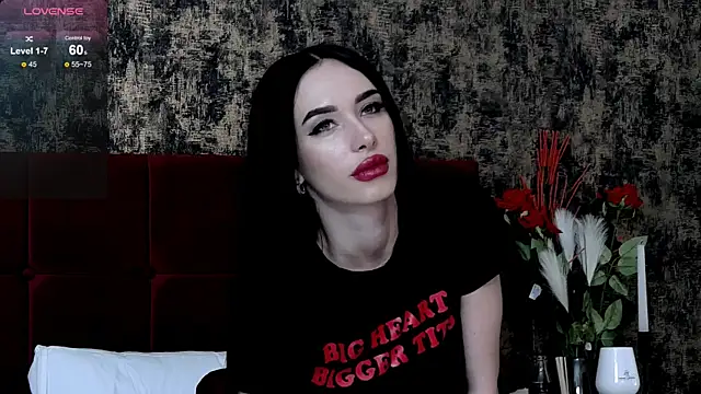 KylieReina online show from January 2025 10:02:01 AM