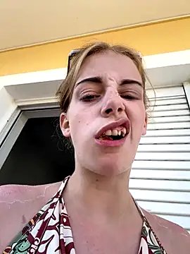 Snapshot of VioletxBlue chatting on September 2025 01:49:01 PM VioletxBlue online show from September 2025 01:49:01 PM