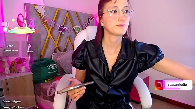 Snapshot of SussanHottye1_ chatting on November 2025 09:30:01 AM SussanHottye1 online show from November 2025 09:30:01 AM