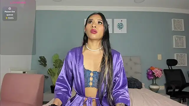 Snapshot of Camerun_n_Damian chatting on October 2025 01:33:02 AM Camerun n Damian online show from October 2025 01:33:02 AM