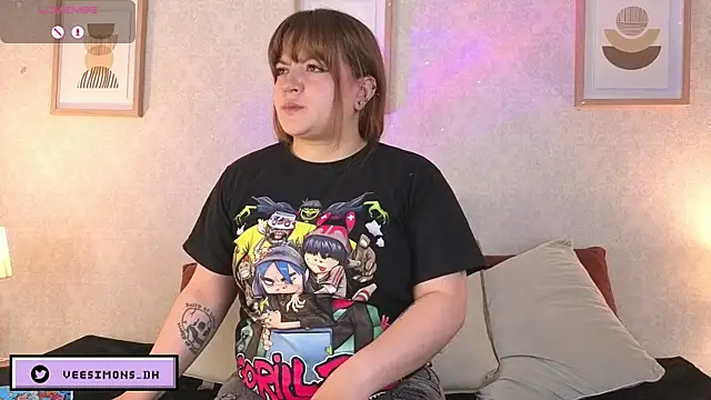 Veronica simons online show from December 2025 02:00:02 PM