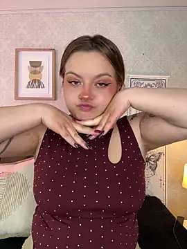 Veronica simons online show from June 2026 09:28:02 PM
