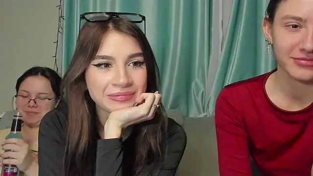 honey love honeyy online show from January 2025 03:43:01 PM