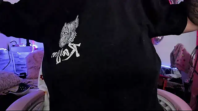 amyswallow7 online show from December 2025 03:12:02 AM