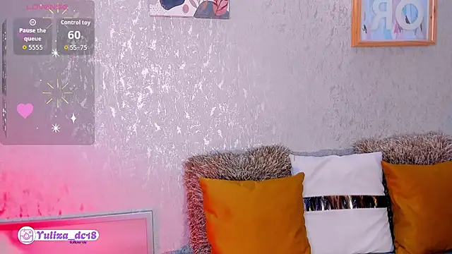 Snapshot of Luxury_Woman chatting on February 2026 02:51:02 AM Luxury Woman online show from February 2026 02:51:02 AM