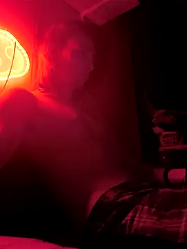 cherryboi21 online show from November 2025 05:39:01 AM