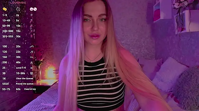 Snapshot of Mika_Rayy chatting on March 2025 08:48:01 PM Mika Rayy online show from March 2025 08:48:01 PM