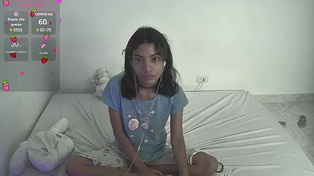 Lovelyamyy online show from January 2025 03:24:01 PM