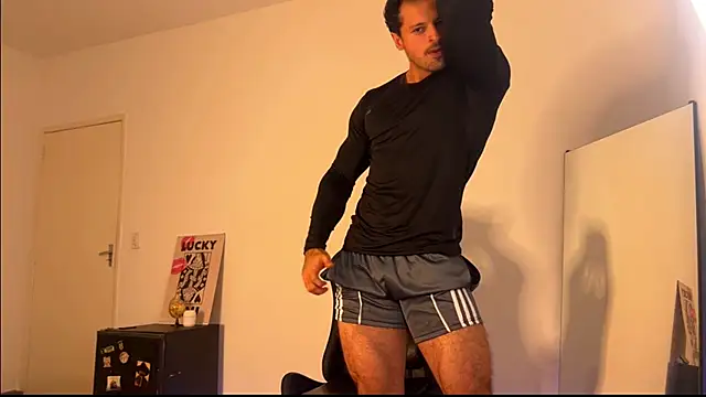 Lucasfit24 online show from June 2026 01:05:02 AM