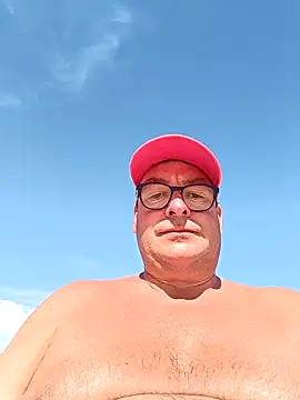 MountJohnXL online show from January 2025 02:30:02 PM