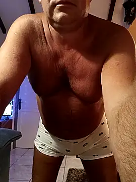 MountJohnXL online show from March 2025 12:54:02 AM