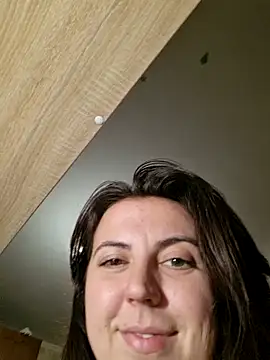 Snapshot of Melenka chatting on September 2025 10:24:02 PM Melenka online show from September 2025 10:24:02 PM