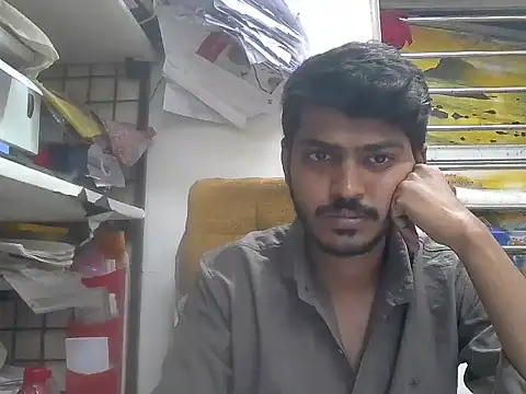 cute modell online show from February 2026 12:25:01 PM
