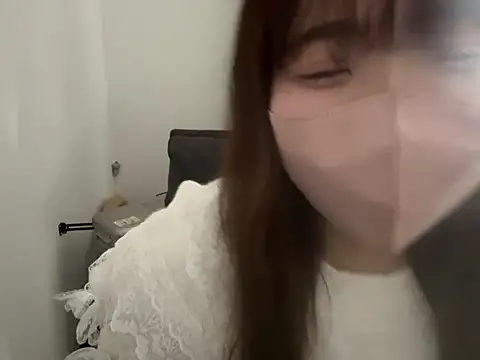 Snapshot of omochi_chan_oo chatting on March 2025 02:39:02 AM omochi chan oo online show from March 2025 02:39:02 AM