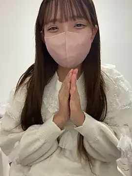 Snapshot of omochi_chan_oo chatting on September 2025 10:52:01 AM omochi chan oo online show from September 2025 10:52:01 AM
