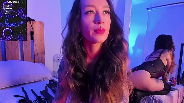 coral jonesss online show from March 2026 02:21:01 PM