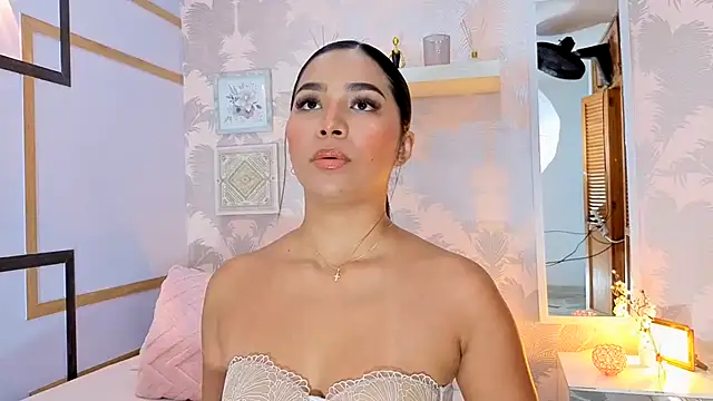 CharlotteGraay online show from November 2025 07:29:02 PM