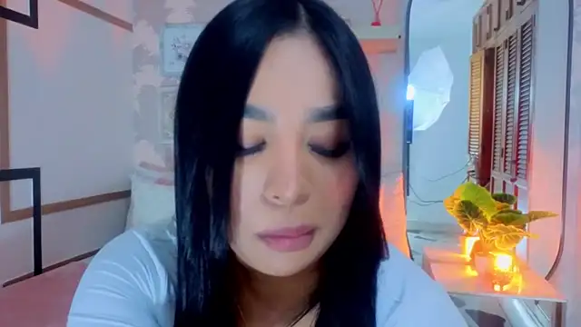 CharlotteGraay online show from May 2026 07:41:01 PM
