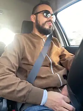 Snapshot of leonardohot1987 chatting on January 2025 02:51:02 PM leonardohot1987 online show from January 2025 02:51:02 PM