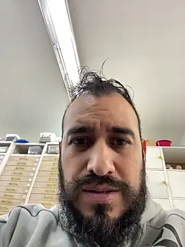 Snapshot of leonardohot1987 chatting on February 2025 07:16:02 PM leonardohot1987 online show from February 2025 07:16:02 PM