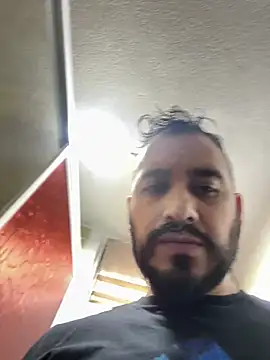 Snapshot of leonardohot1987 chatting on March 2025 11:22:02 PM leonardohot1987 online show from March 2025 11:22:02 PM