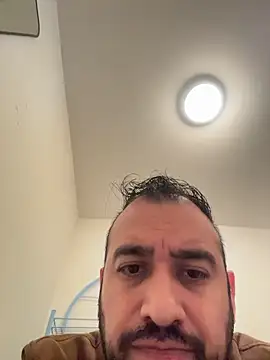 leonardohot1987 online show from December 2025 06:26:01 PM