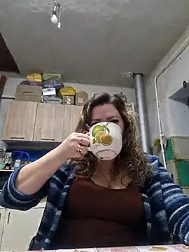 Jyleta online show from October 2025 11:54:02 PM